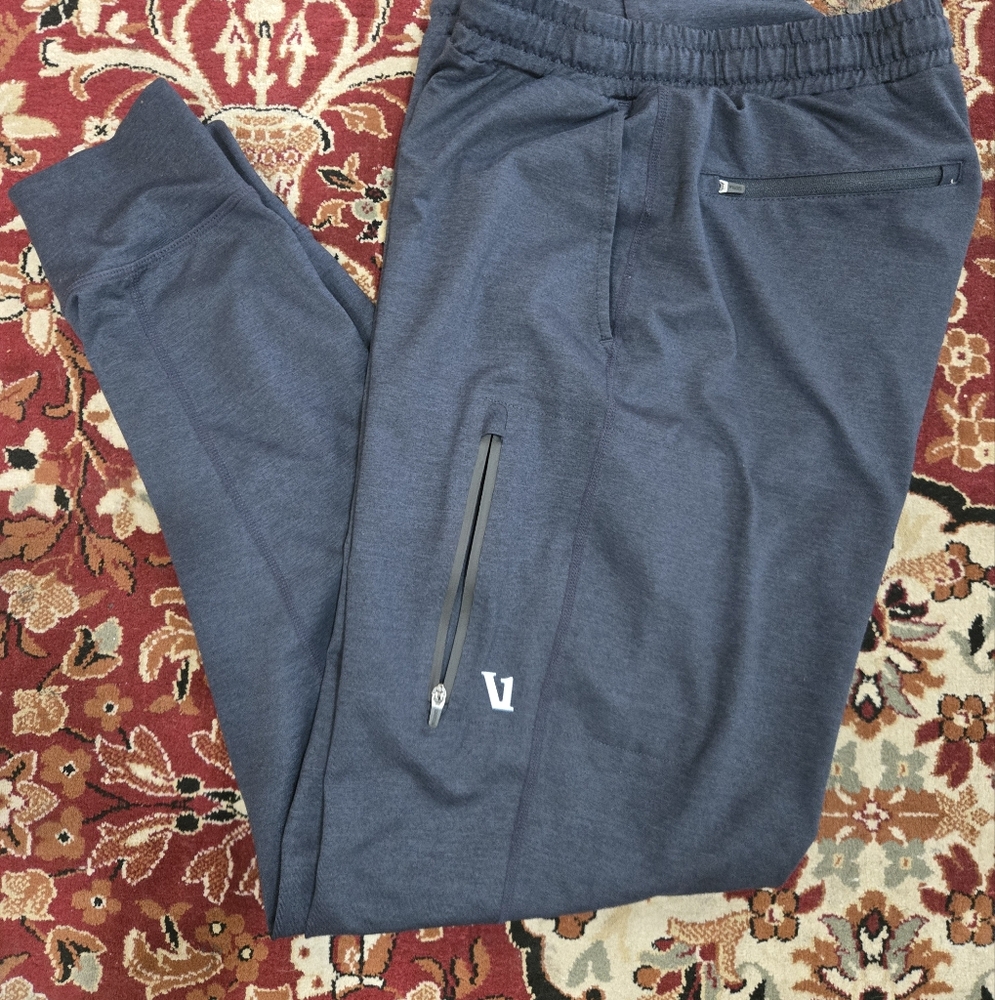 Vuori Men's Navy Jogger Pants